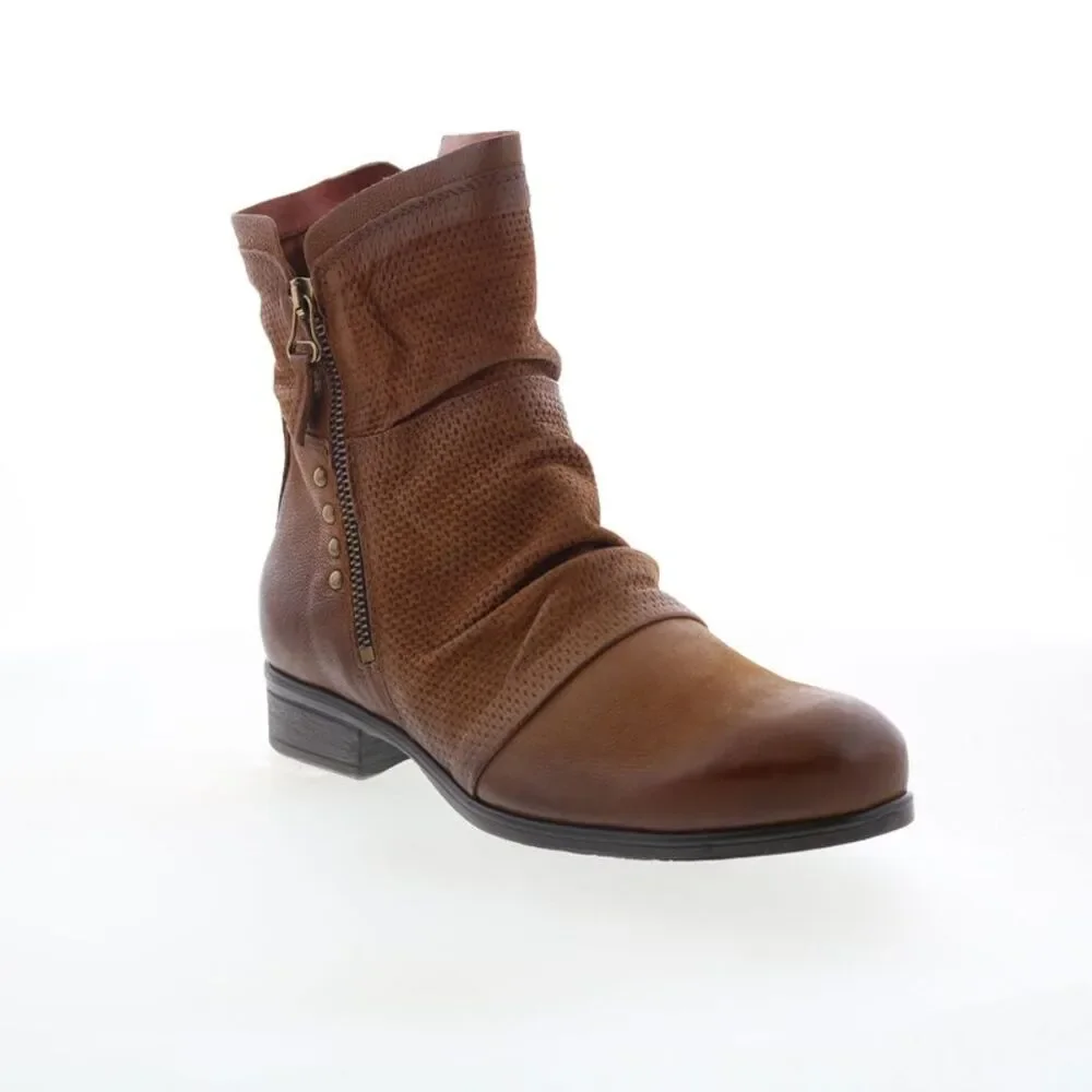 Miz Mooz Womens Sandi Brown Boots (NWT)